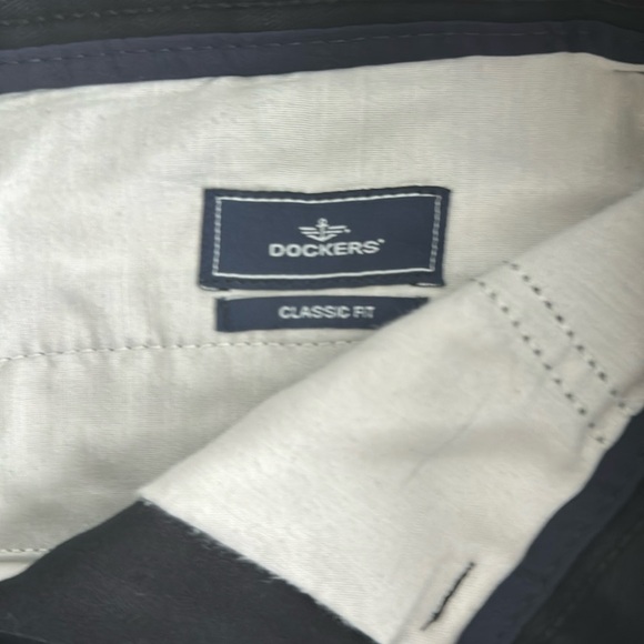 DOCKERS FLAT FRONT TROUSER PANTS CLASSIC FIT BLACK WAIST 36 - Picture 3 of 8